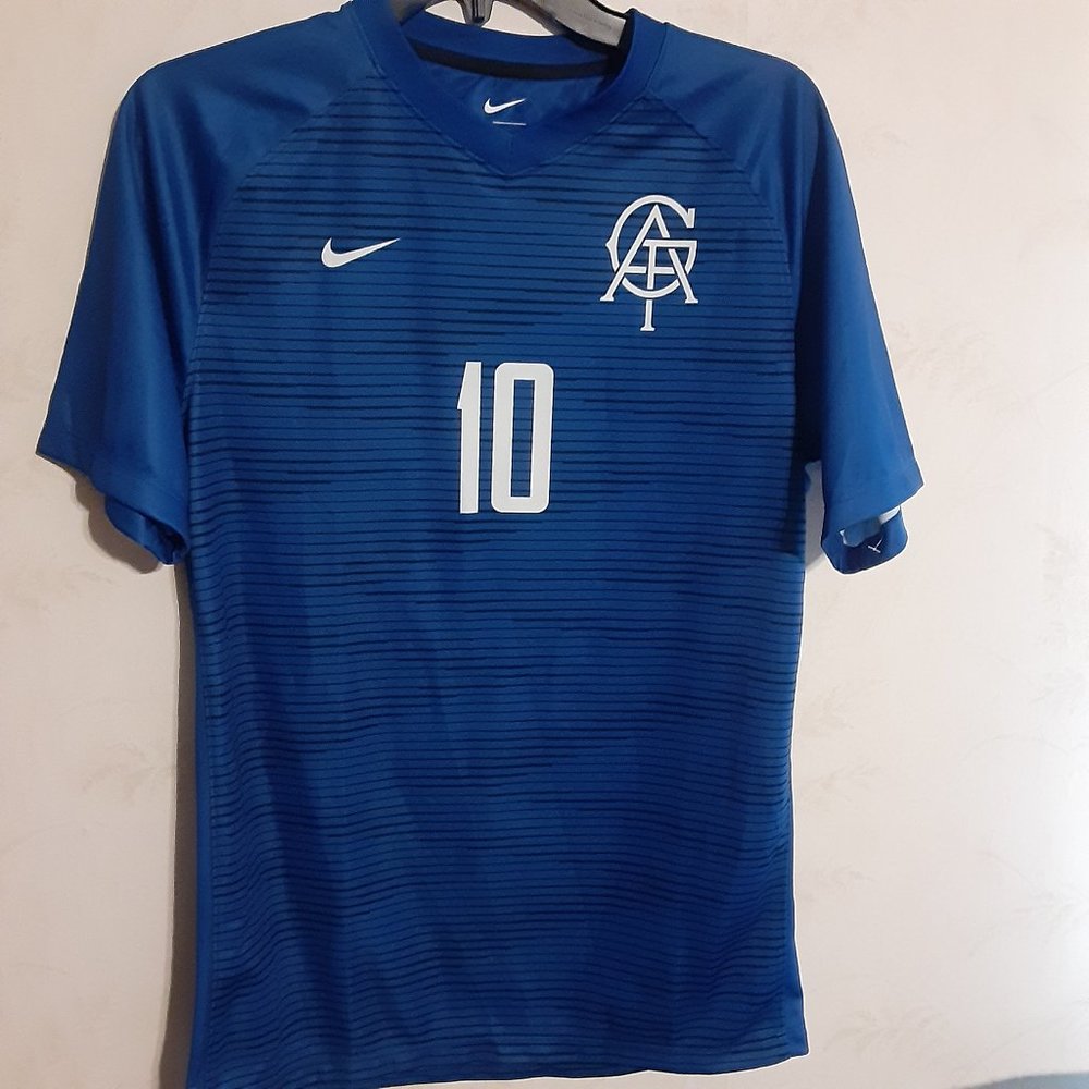 NWOT Nike Women's Soccer Jersey #10 Player in Size M